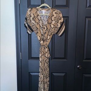 Jumpsuit wide leg snake skin
